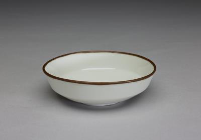 图片[2]-White dish, Ming dynasty (1368-1644)-China Archive